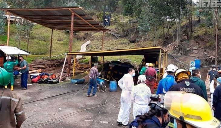 Explosión en mina de carbón deja 12 muertos en Colombia