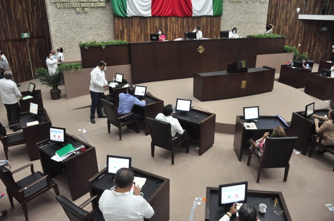 Ellos son los diputados que votaron en contra del matrimonio igualitario en Yucatán