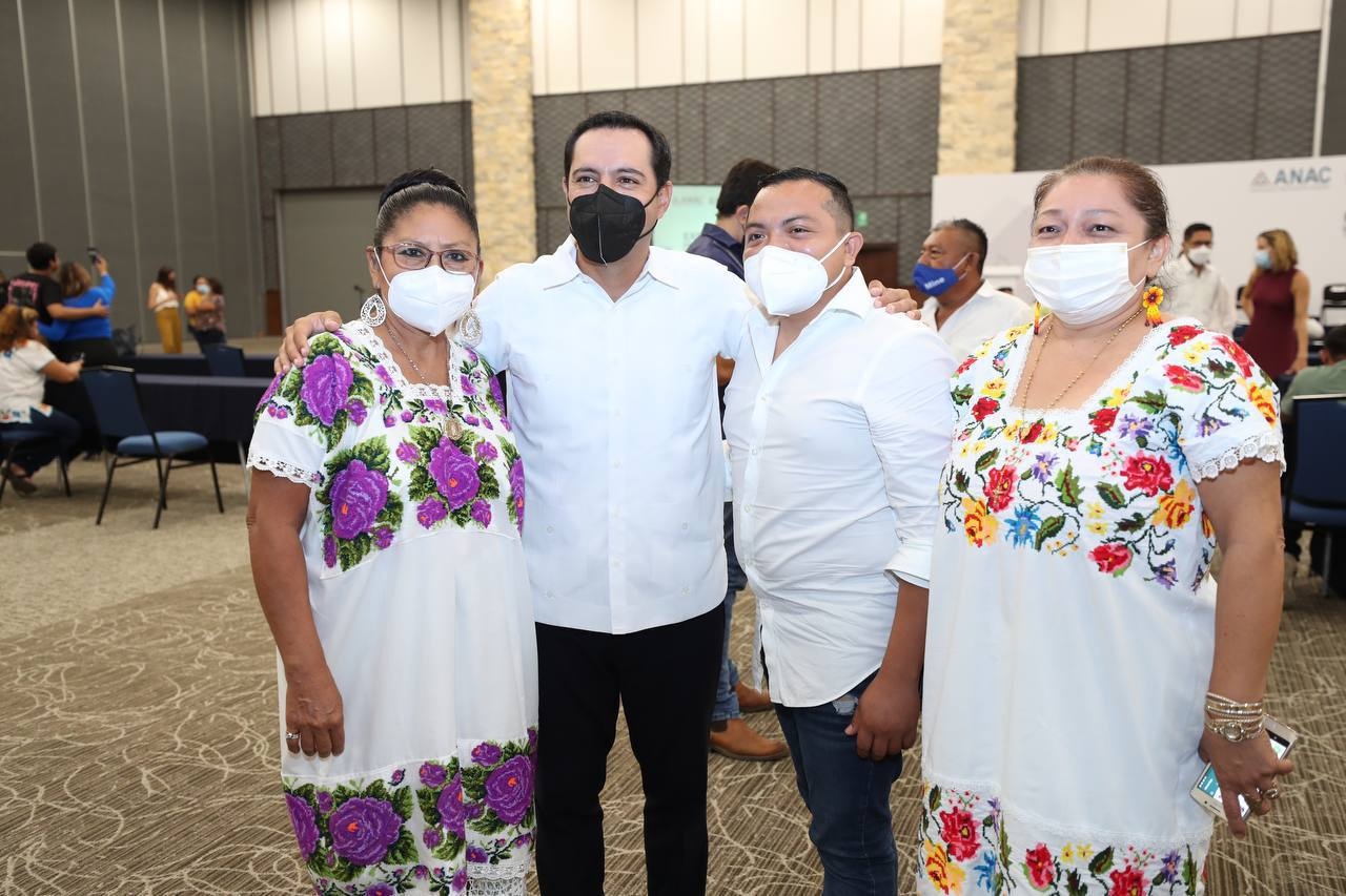 Mauricio Vila inaugura el Foro de Experiencias Exitosas, Síndicos, Regidores Humanistas en Yucatán