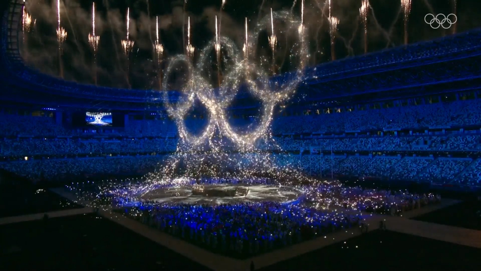 Partículas de luz forman los Anillos Olímpicos en Tokio 2020: VIDEO