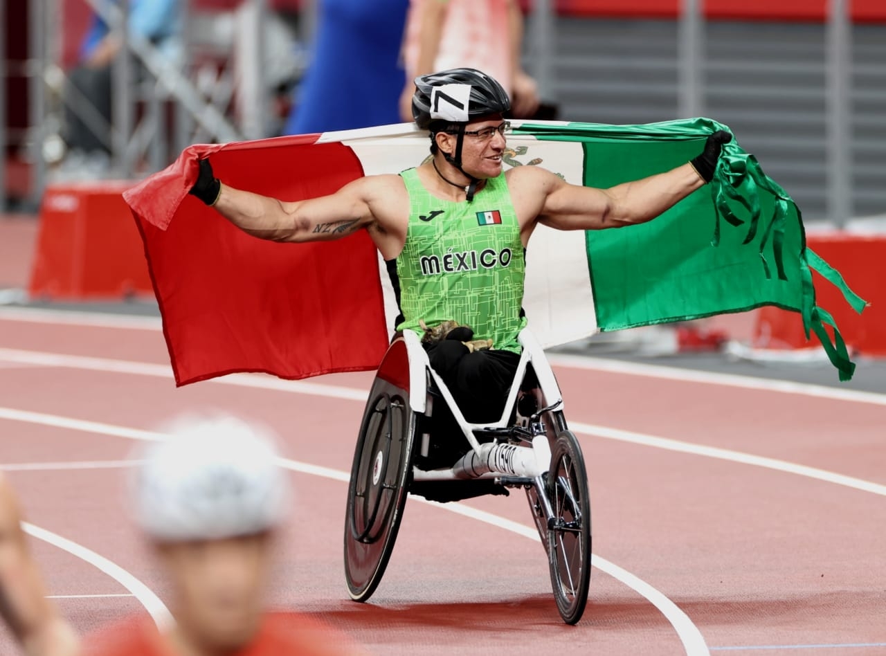 Juan Pablo Cervantes gana la de bronce en atletismo en los Juegos Paralímpicos de Tokio 2020