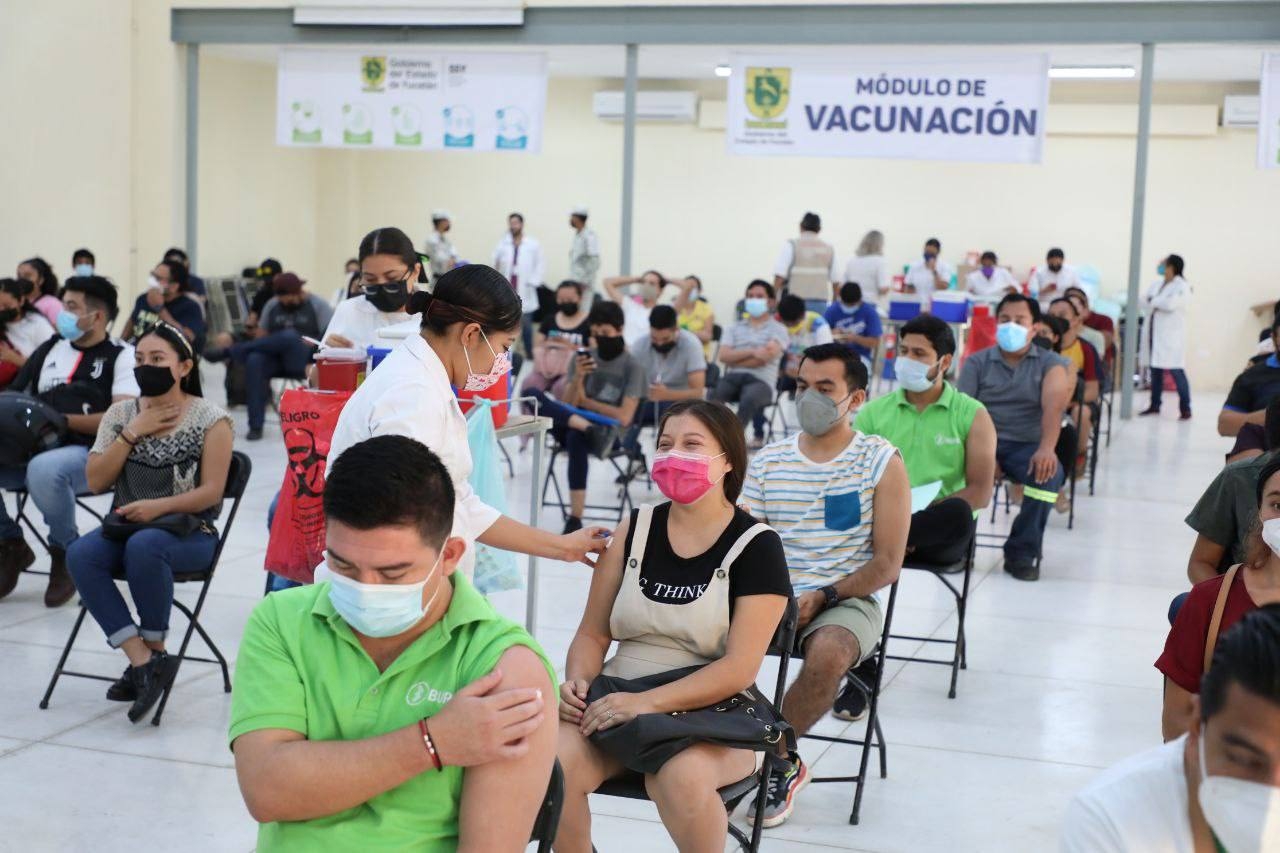 Mauricio Vila invita a jóvenes a participar en jornada de vacunación anticovid en Mérida