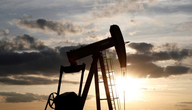 Bajan reservas de petróleo de Estados Unidos mucho más de lo pronosticado