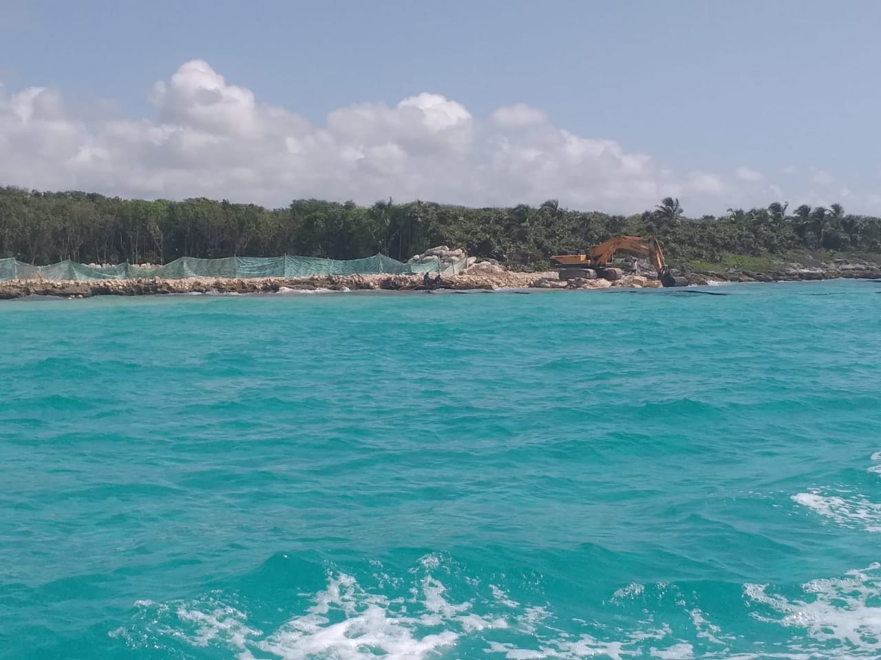 Construcción de Xcaret en Playa del Carmen provocará cambio de corrientes marinas, alertan