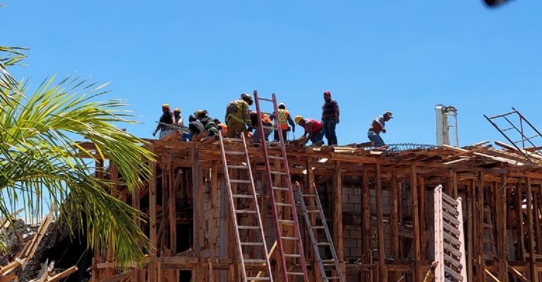 Constructora indemnizará a familias de víctimas del derrumbe en Ciudad del Carmen: Sedatu