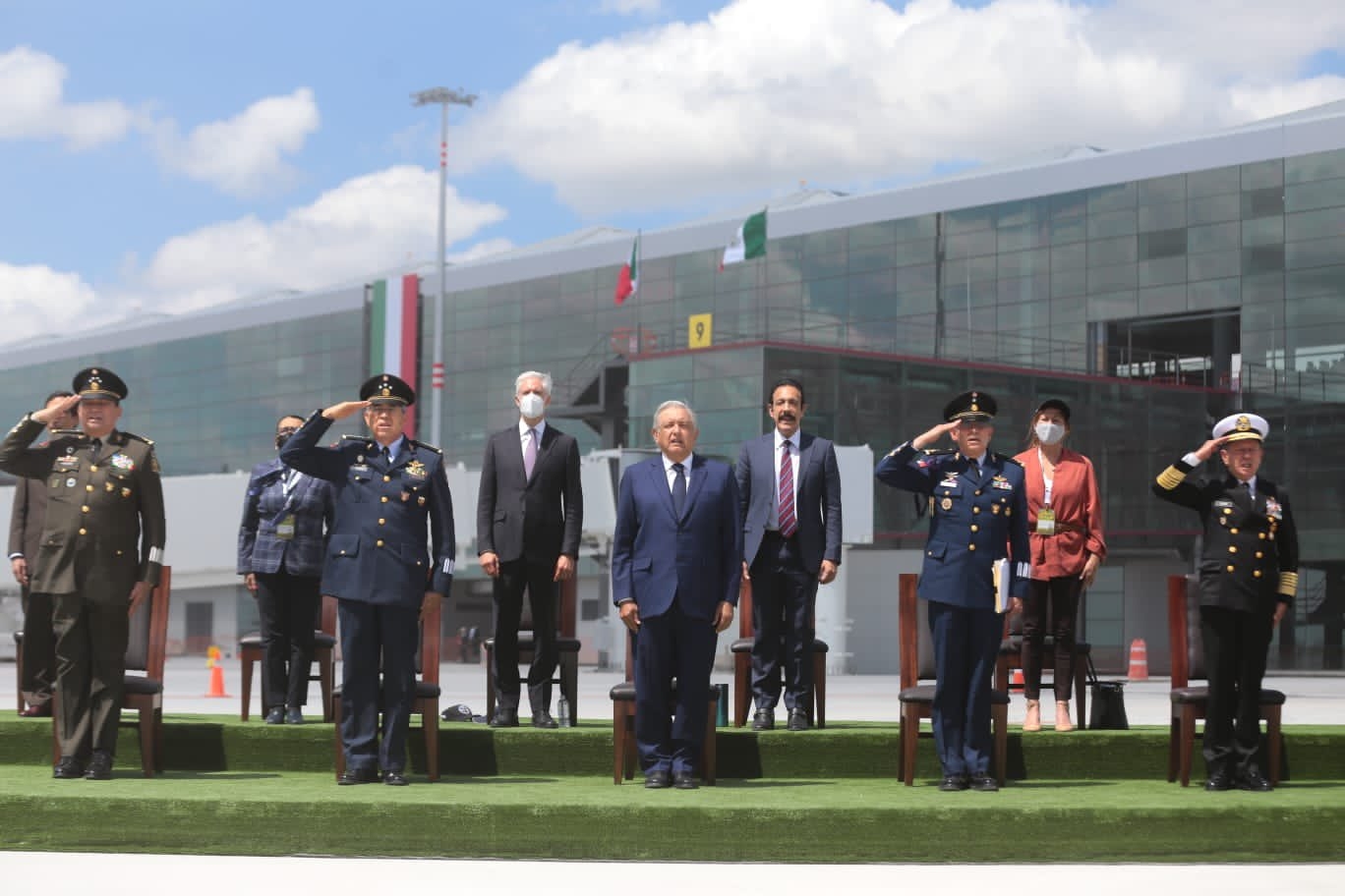 El presidente Andrés Manuel López Obrador inauguró la Feria Aeroespacial México 2021 que durará del 22 al 25 de septiembre de 2021