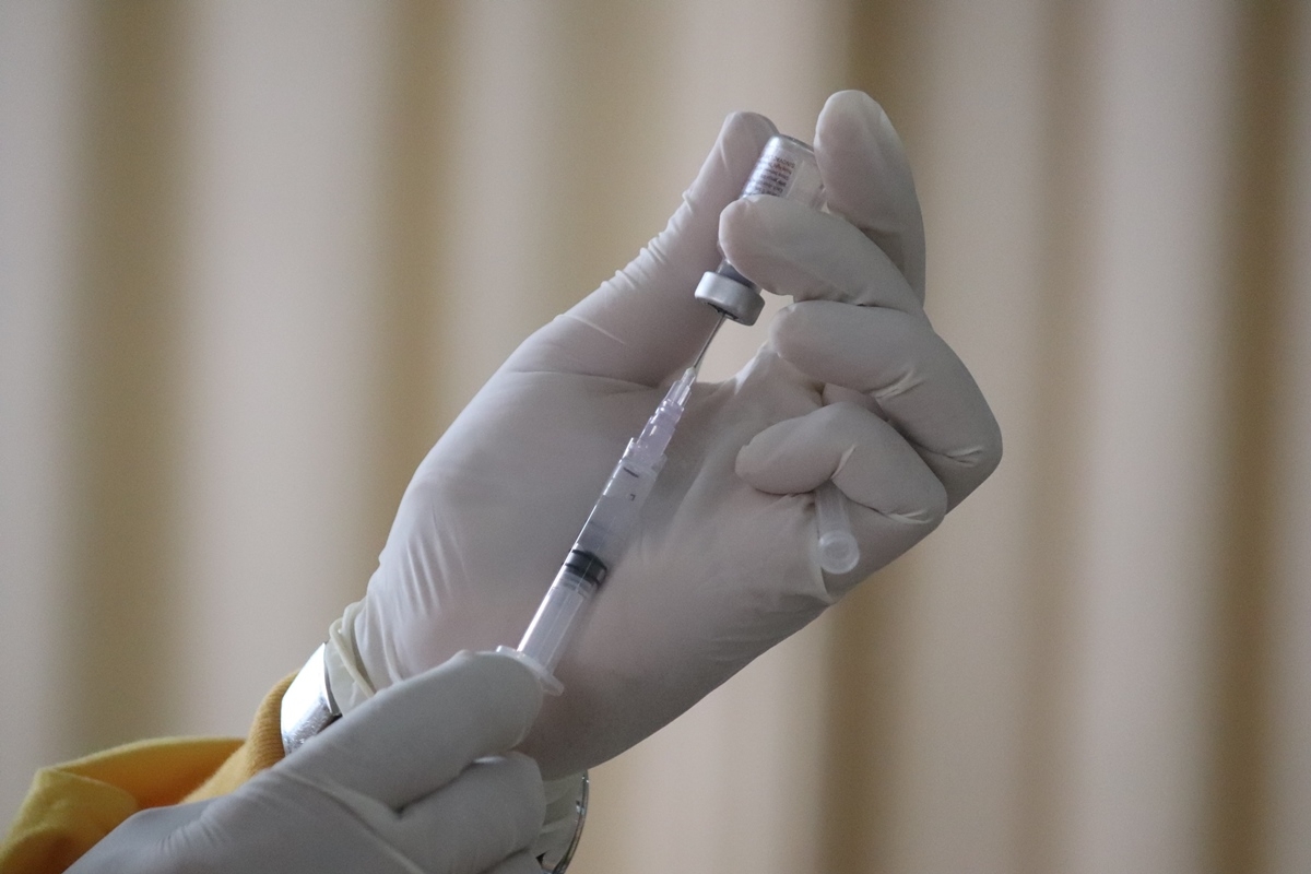 Vacunación en Mérida: Anuncian cuarta dosis de refuerzo anticovid para personas de 18 a 39 años