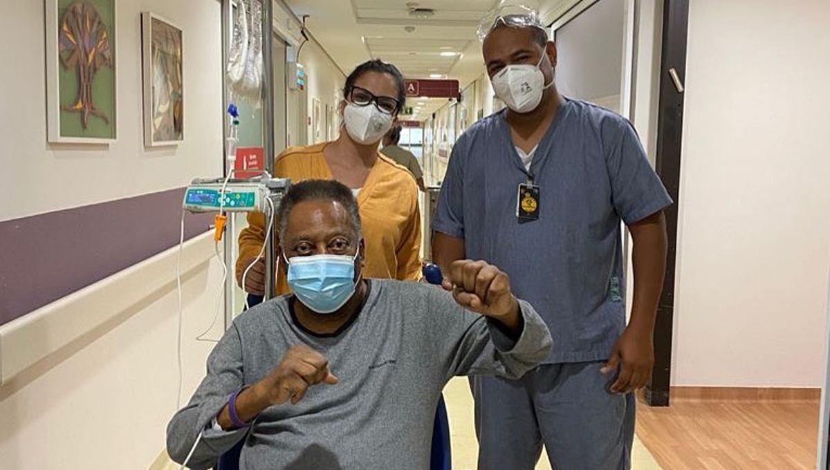 Pelé es internado de nueva cuenta en una clinica de Sao Paulo
