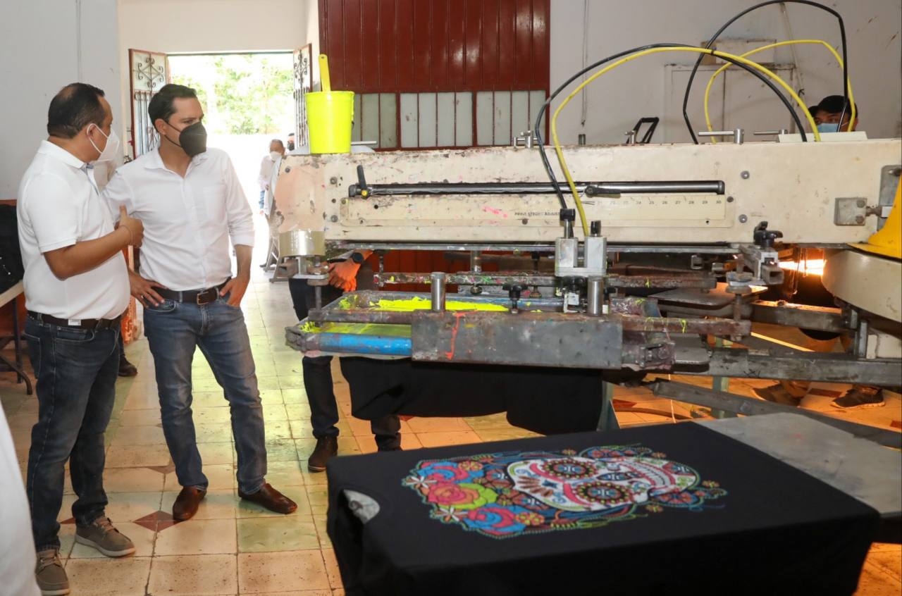 Mauricio Vila promueve micro créditos para empresarios en Yucatán