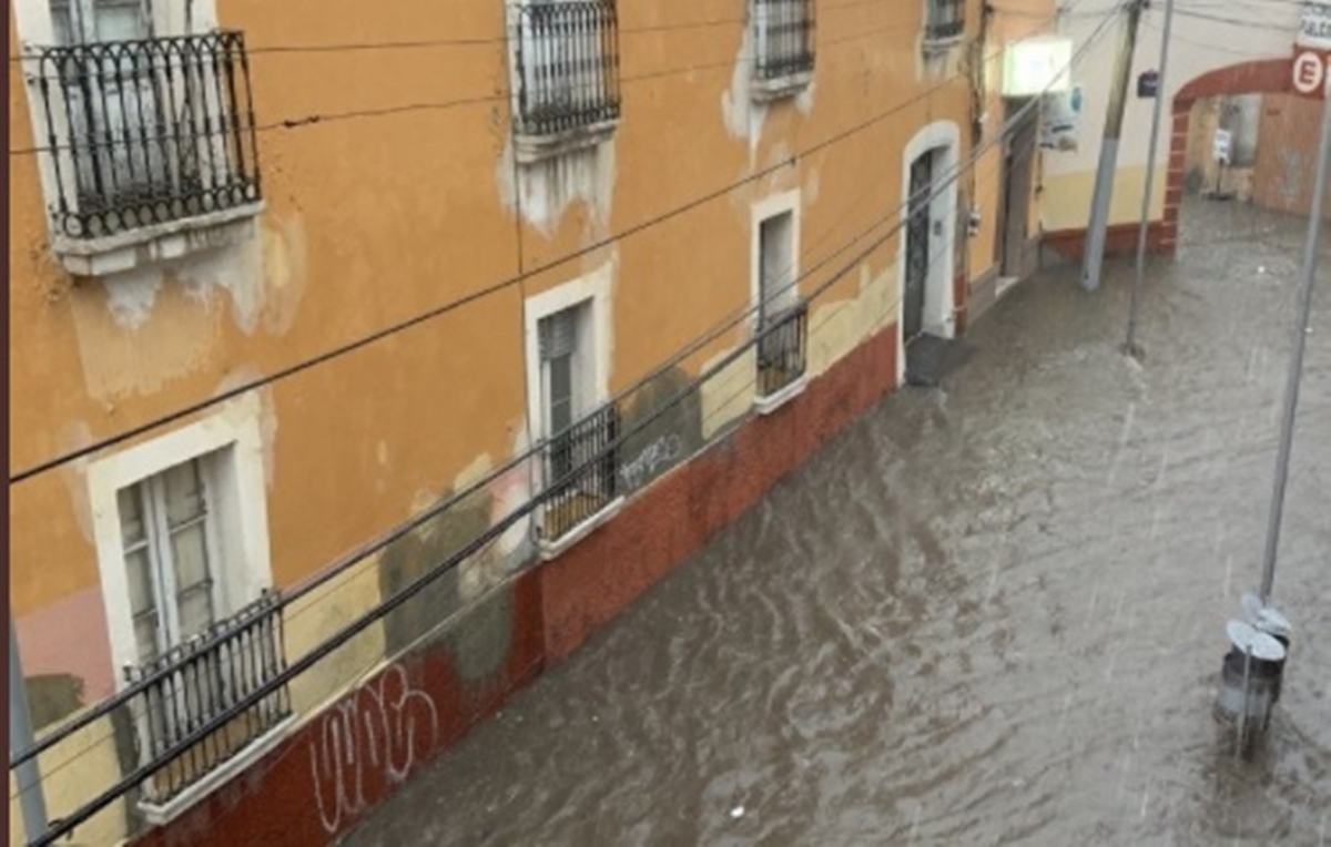 Fuertes lluvias provocan inundaciones en Pachuca y Mineral de la Reforma, en Hidalgo: VIDEO