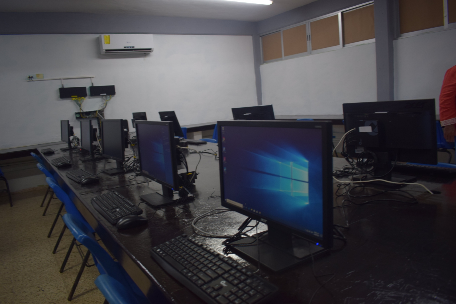 Se recibieron 33 computadores y 288 mil 876 pesos, para el fortalecimiento de la calidad educativa de los jóvenes