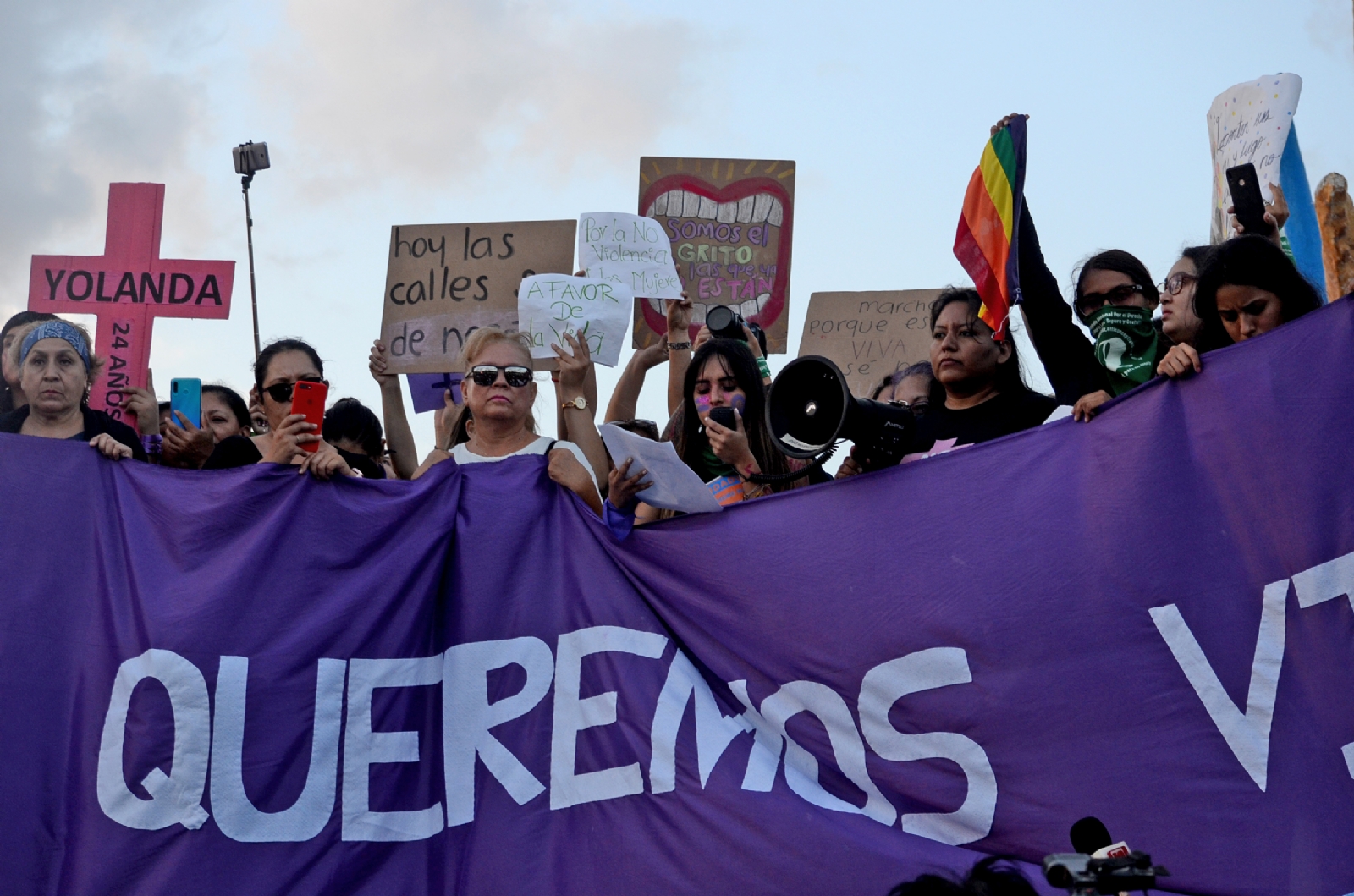 Las feministras recriminan a la FGE Quintana Roo la revictimización de los familiares de mujeres asesinadas en el estado