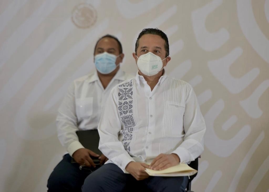 Sefiplan blinda expedientes de gastos aéreos del gobernador de Quintana Roo, Carlos Joaquín