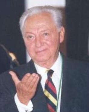 Enrique González fue director del Fondo de Cultura Económica y embajador de México en España