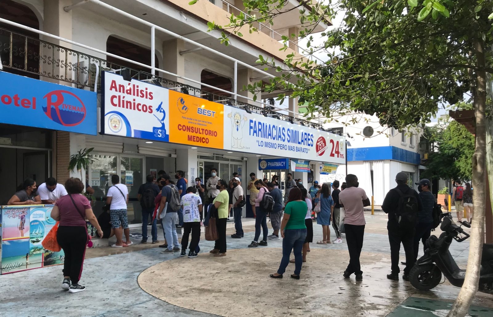 Pacientes esperan hasta dos horas para obtener resultados COVID en Cancún: VIDEO