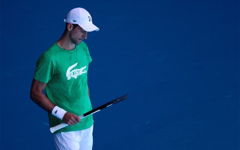 Detienen nuevamente a Novak Djokovic en Australia; permanecerá en prisión hasta el domingo