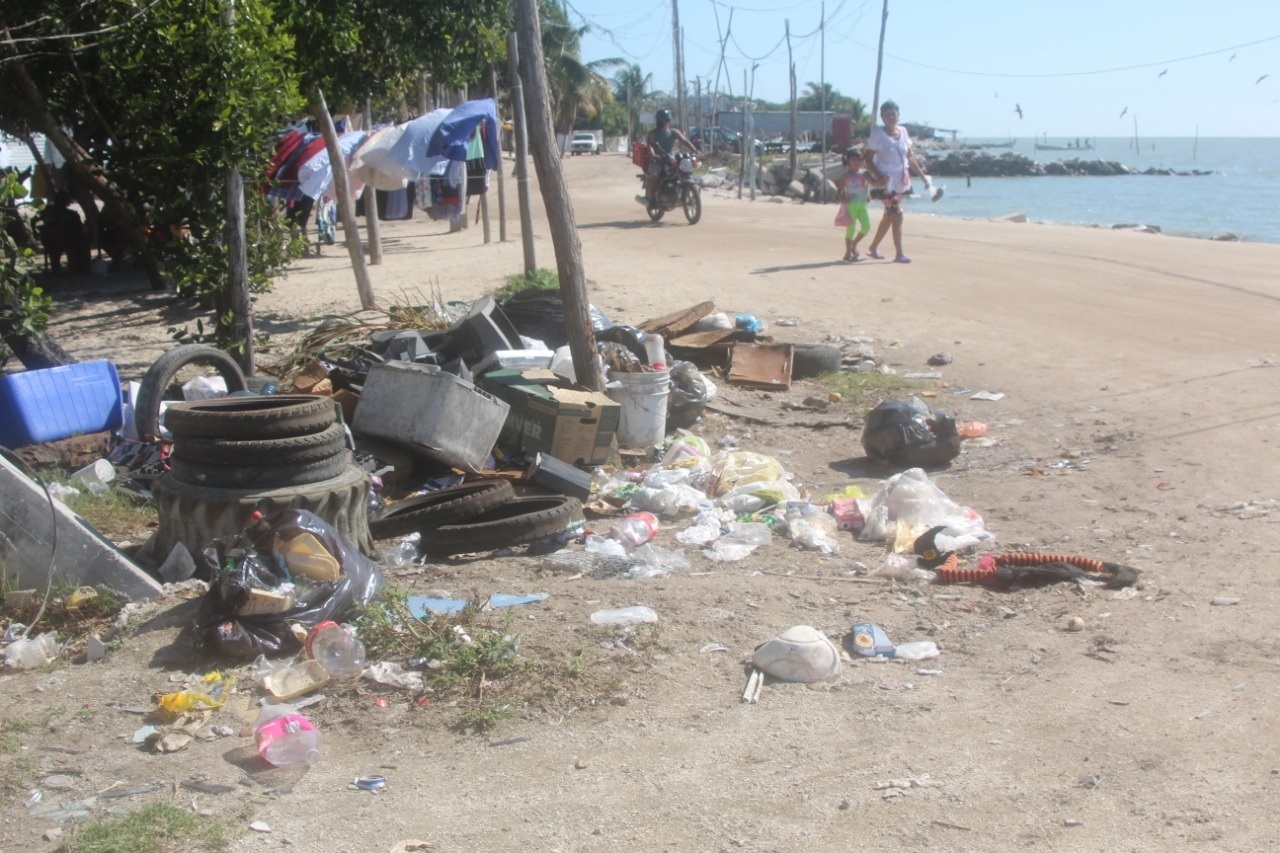 Detectan 12 basureros clandestinos en Ciudad del Carmen