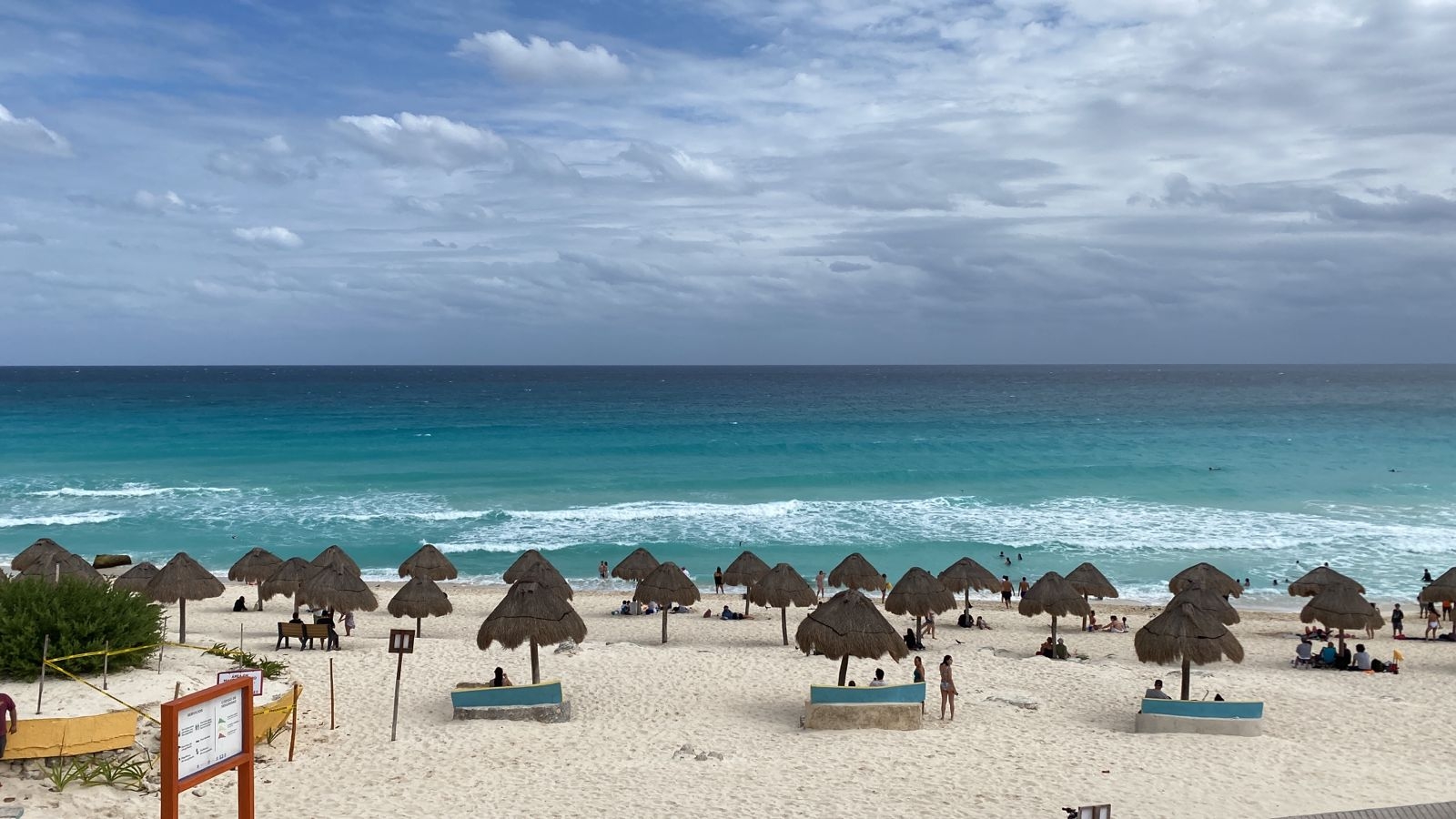 Viento de componente este con rachas de 50 a 60 km/h en Campeche, Quintana Roo y Yucatán