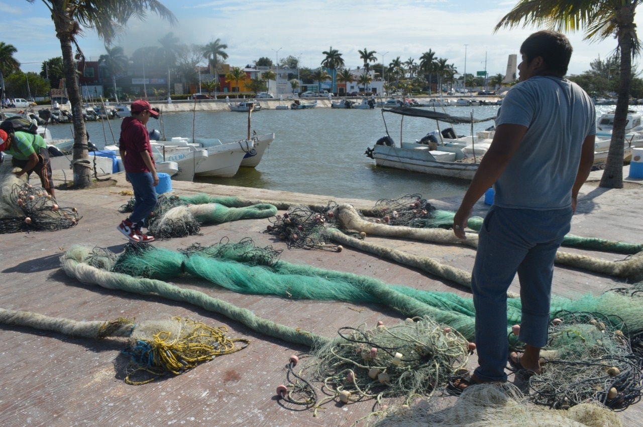Frente Frío 26 frena actividad de 5 mil pescadores en Campeche
