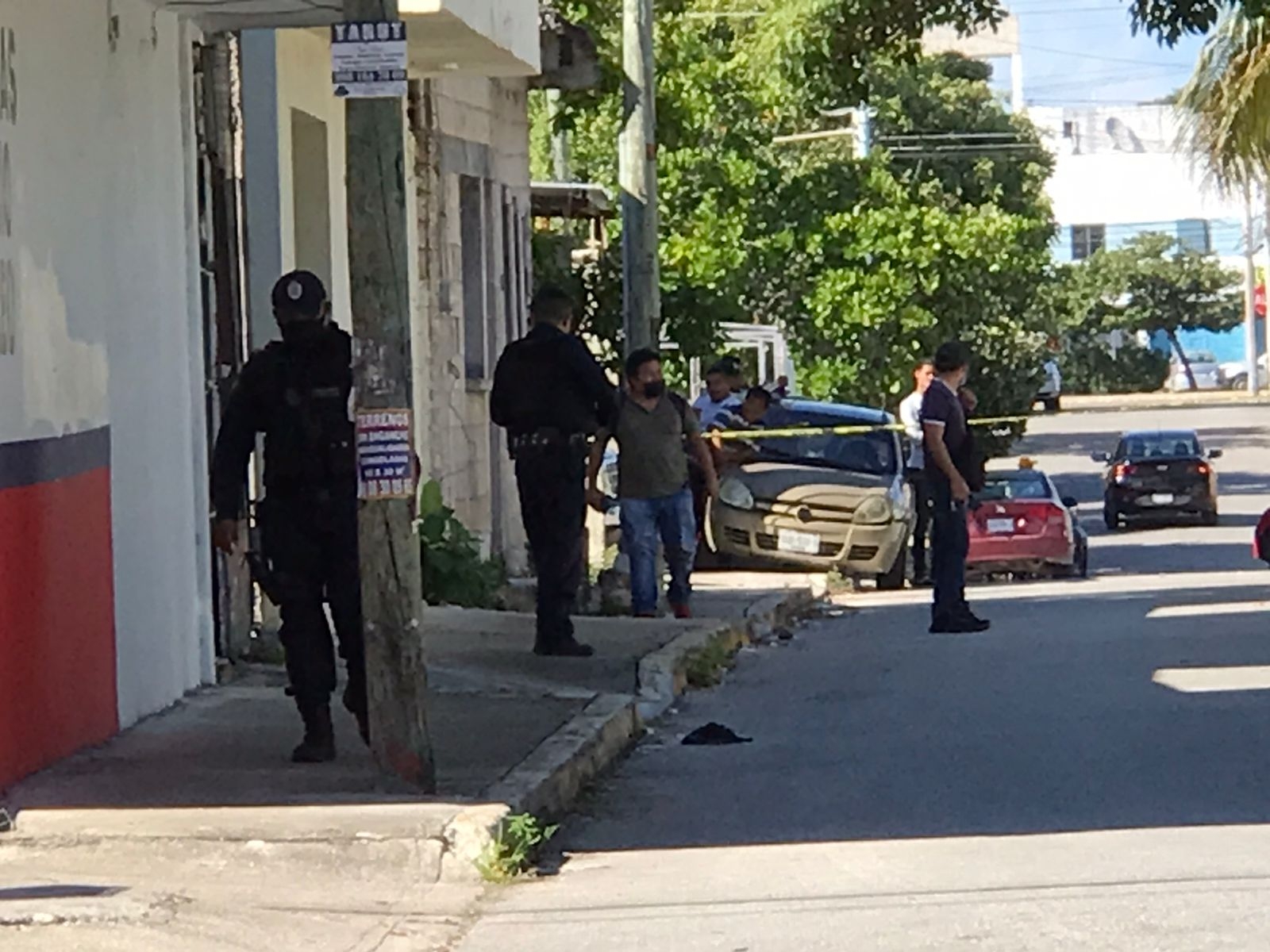 Al lugar llegaron elementos de la Policía Quintana Roo, quienes tomaron conocimiento de lo ocurrido