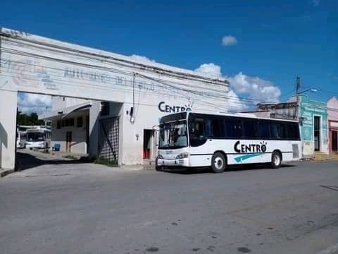 Sin previo aviso, camiones de ruta Tixkokob-Mérida aumentan precio del pasaje