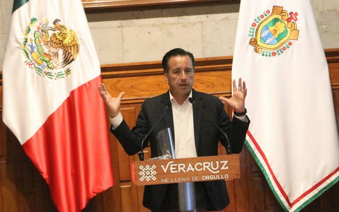 Gobernador de Veracruz asegura que a capturarán a responsables de dejar 9 cuerpo en una carretera