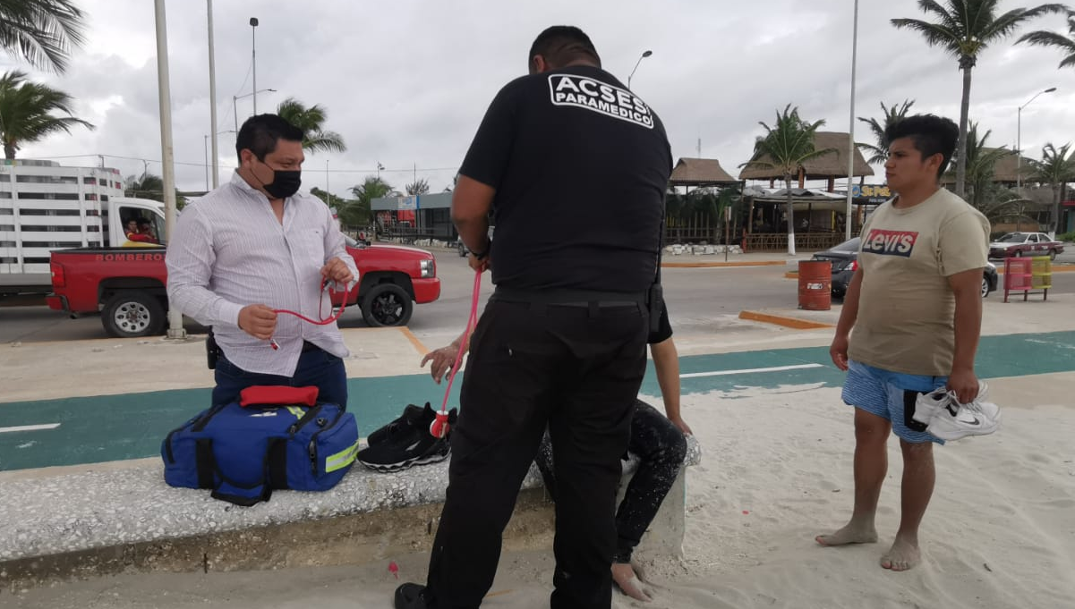 Alerta de hombre ahogándose en Ciudad del Carmen alerta a cuerpos de rescate