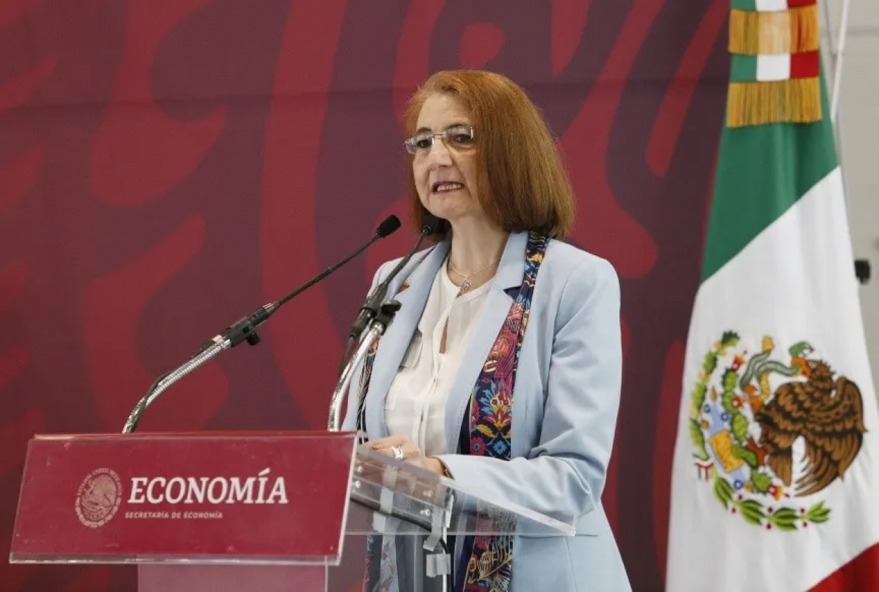 Tras la salida de Luz María de la Mora, subsecretaria de Comercio Exterior, AMLO confirmó cambios en la secretaría de Economía.