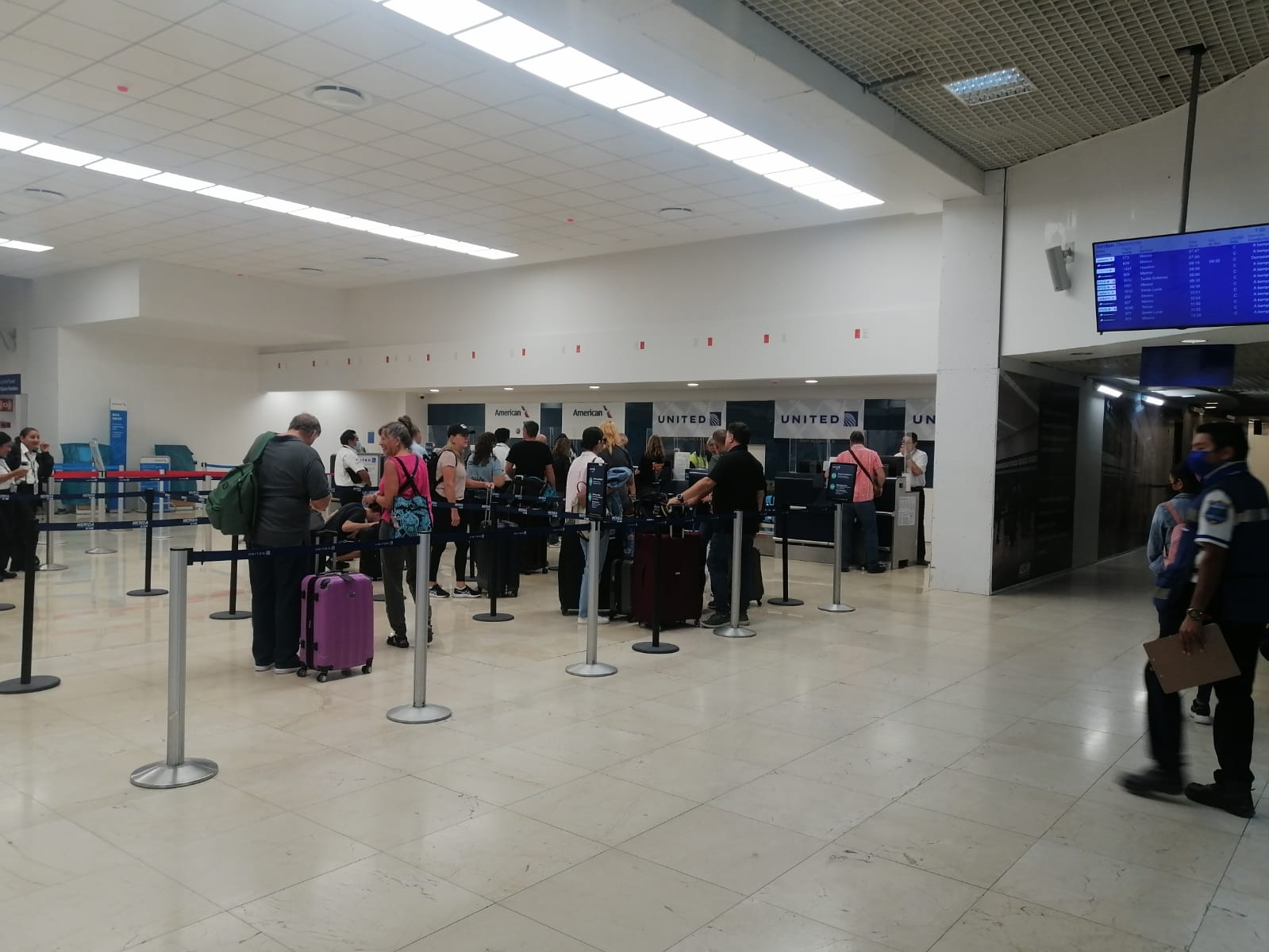 Aeropuerto de Mérida programa 38 vuelos para este sábado 15 de octubre