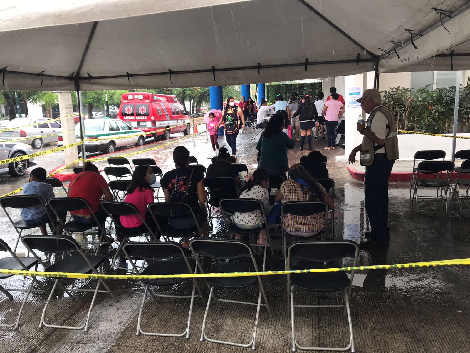 Lluvias en Cancún no afecta vacunación en niños menores de cinco años: EN VIVO