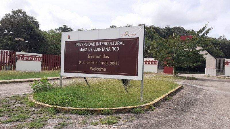 Traducción en maya de una universidad causa polémica en José María Morelos