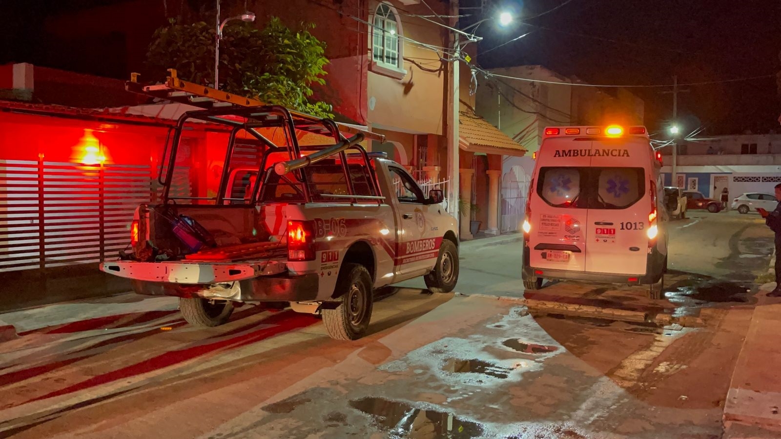 Incendio en una cuartería del barrio de Santa Ana en Campeche deja ocho heridos