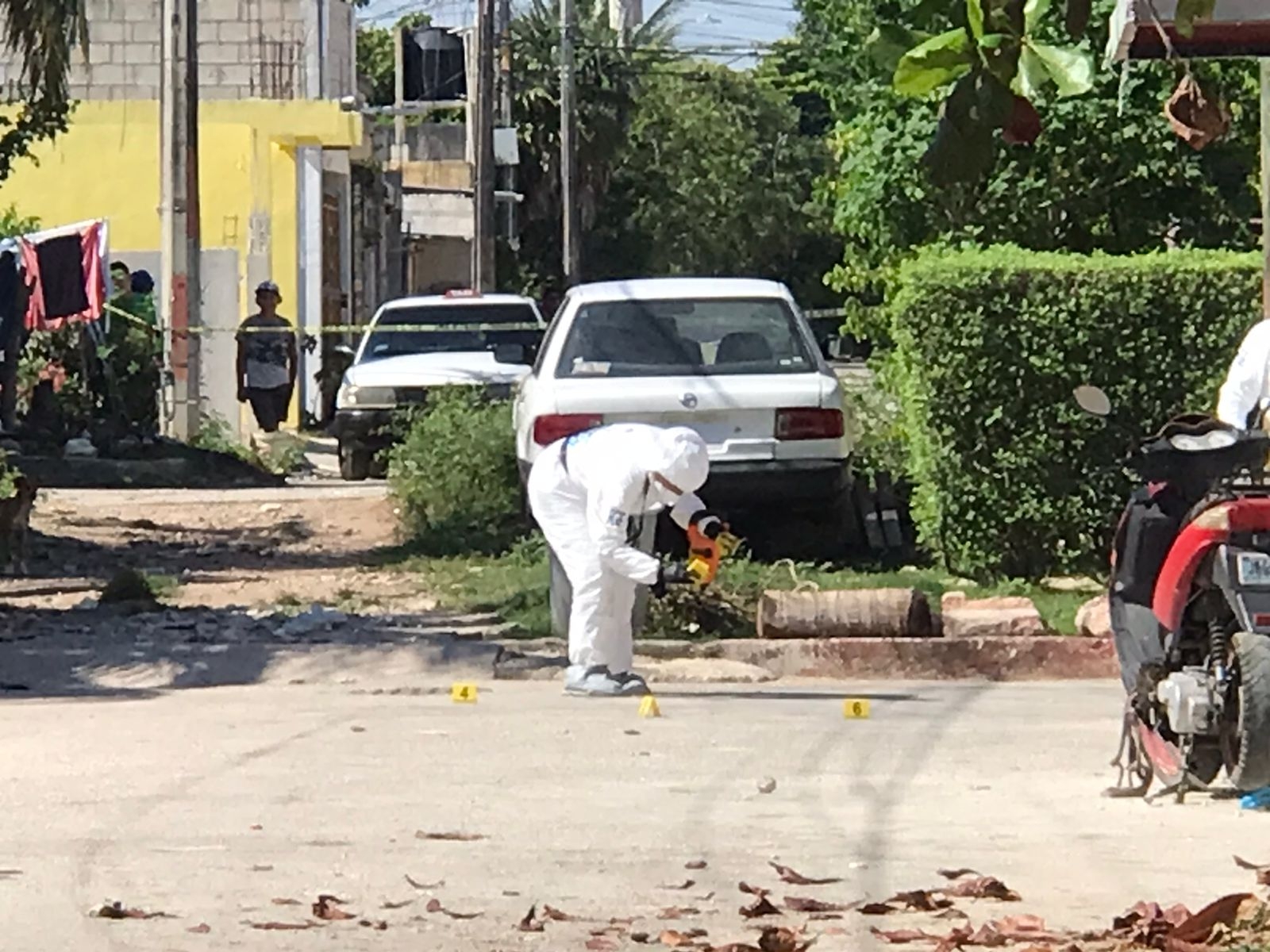 Pistoleros en Cancún: Balean fachada de un domicilio en el fraccionamiento Villas Otoch