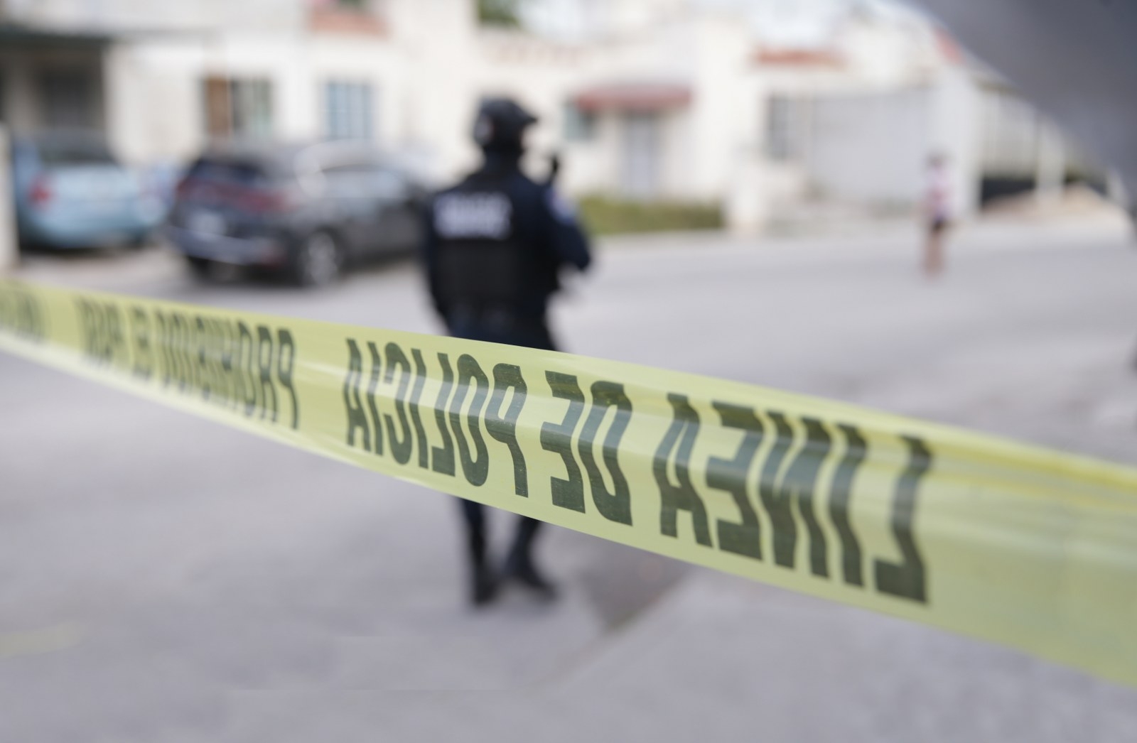 Una mujer se encontraba dentro de la vivienda que fue rafagueada por hombres armados en Cancún, quien resultó ilesa