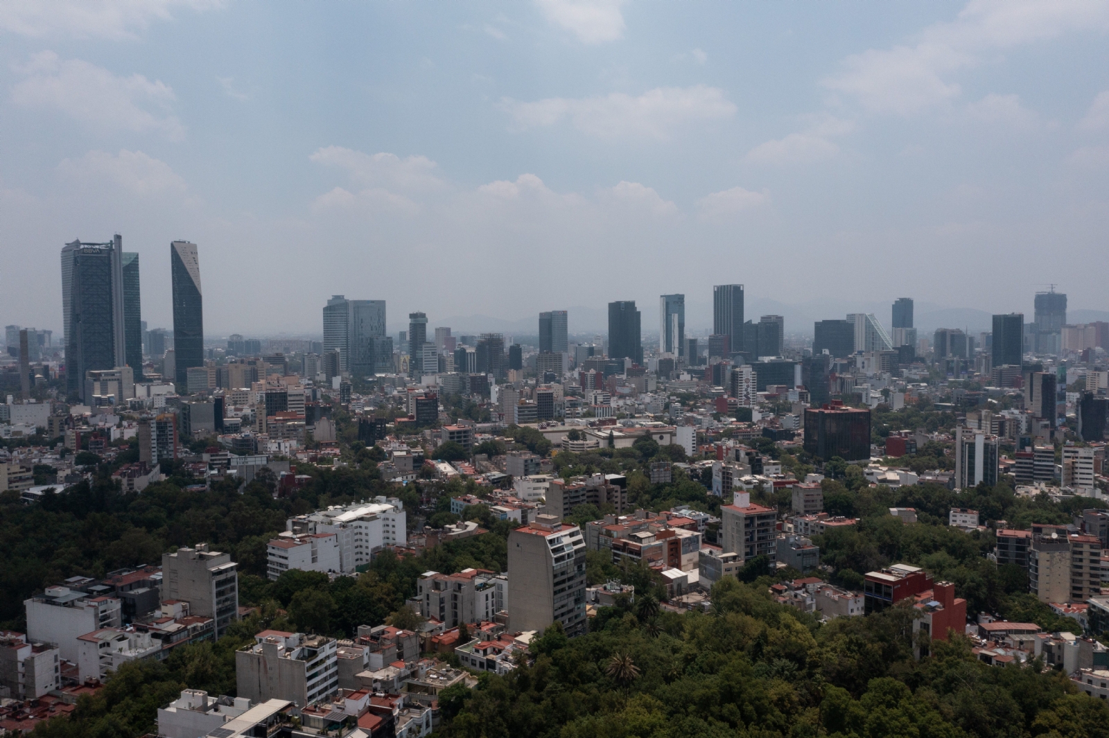 La calidad del aire en el Valle de México se ha reportado mala por lo que se procede a declarar contingencia ambiental