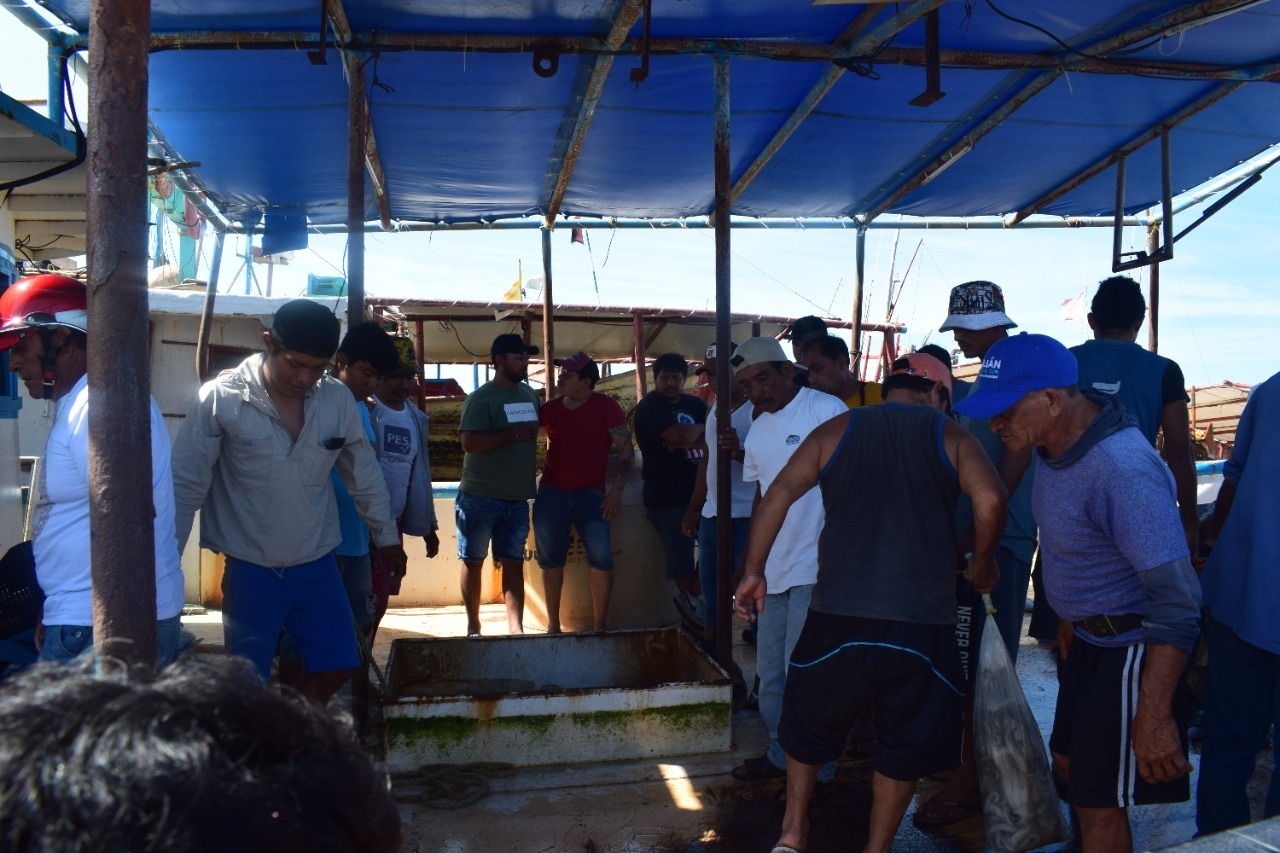 Pescadores exigen justicia tras el atraco de 'piratas modernos' en Progreso