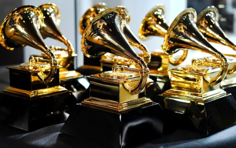 La Academia de Grabación anuncia las nominaciones a los premios del 2023 para reconocer lo mejor de la música.