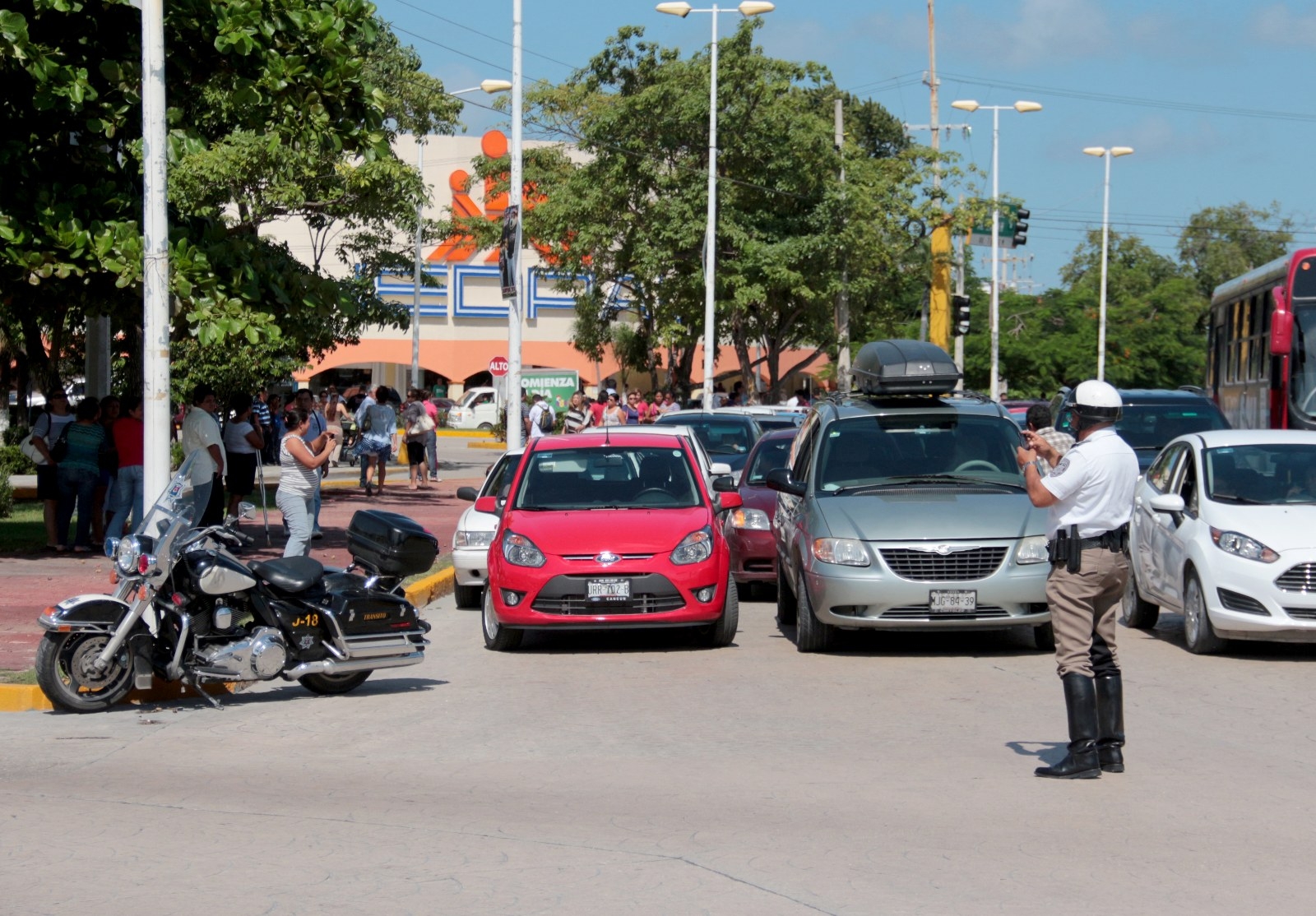 Uber en Cancún exige frenar agresiones en su contra