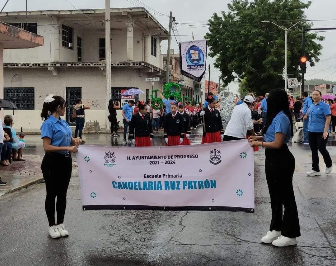 El desfile por la Revolución Mexicana fue suspendido por la lluvia en Progreso