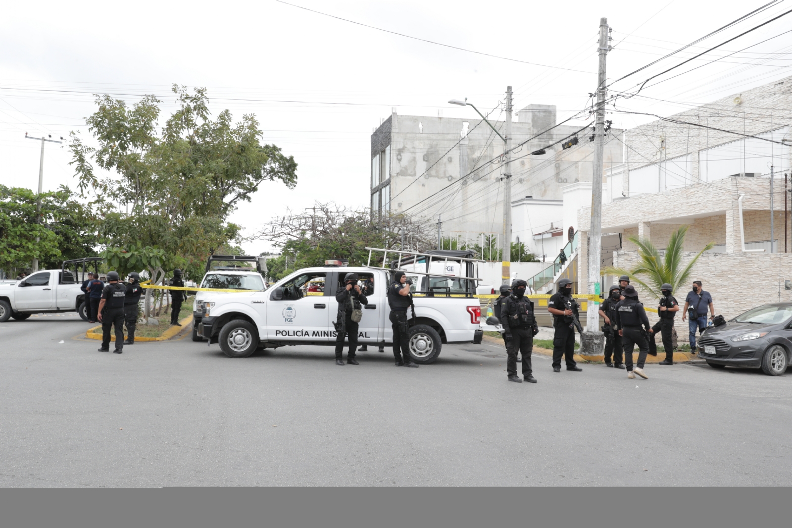 Elementos de la FGE Quintana Roo secuestran y extorsionan a empresario en Cancún