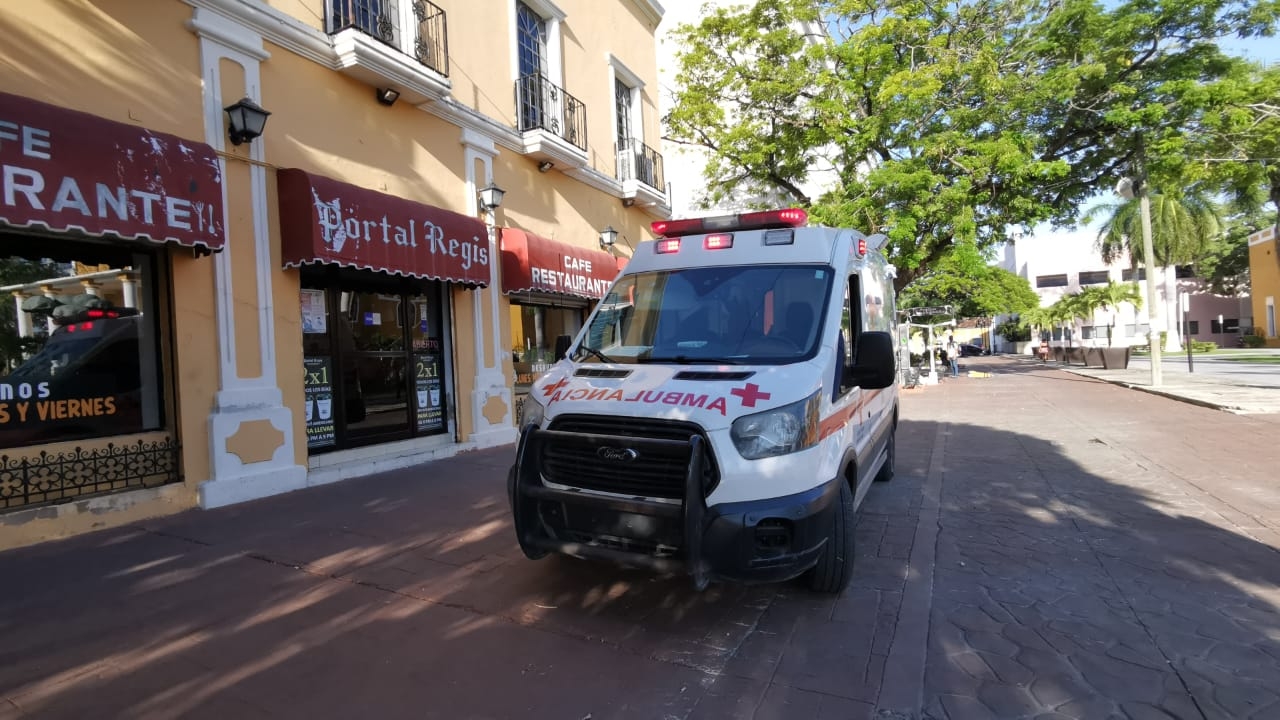 Riña entre empleados de un restaurante en Ciudad del Carmen deja un herido