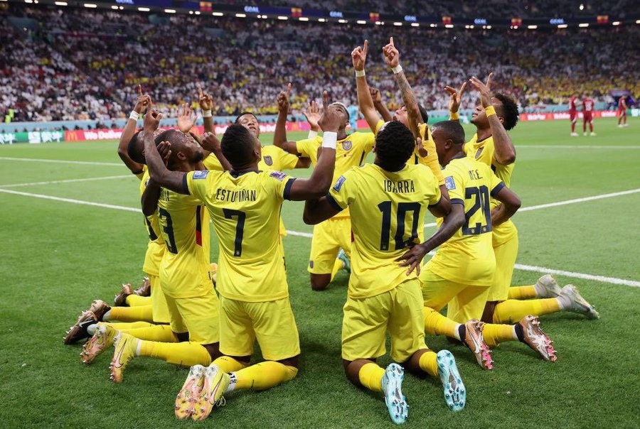 Ecuador vence a Qatar en el inicio del mundial con doblete de Enner Valencia