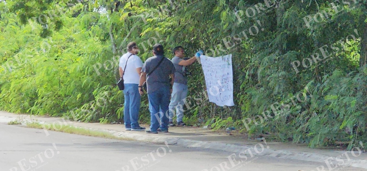 Reportan hallazgo de una manta con un mensaje cerca de una escuela en Cozumel