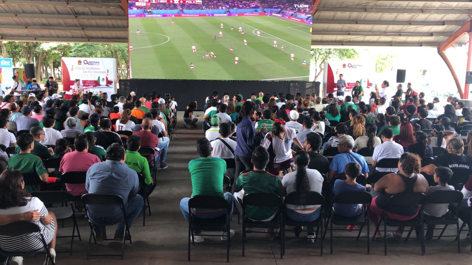 Partido México vs Polonia provoca poco movimiento en Cancún