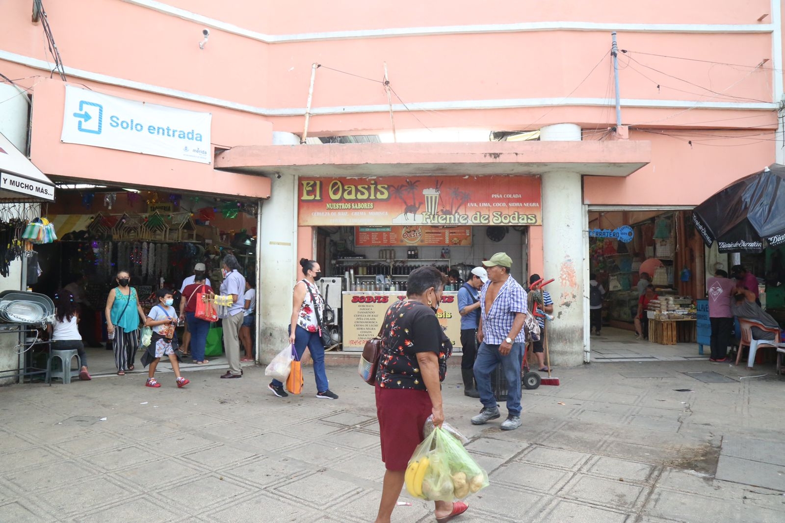 Vendedores ambulantes de Mérida denuncian a funcionario del Ayuntamiento por cobro de piso