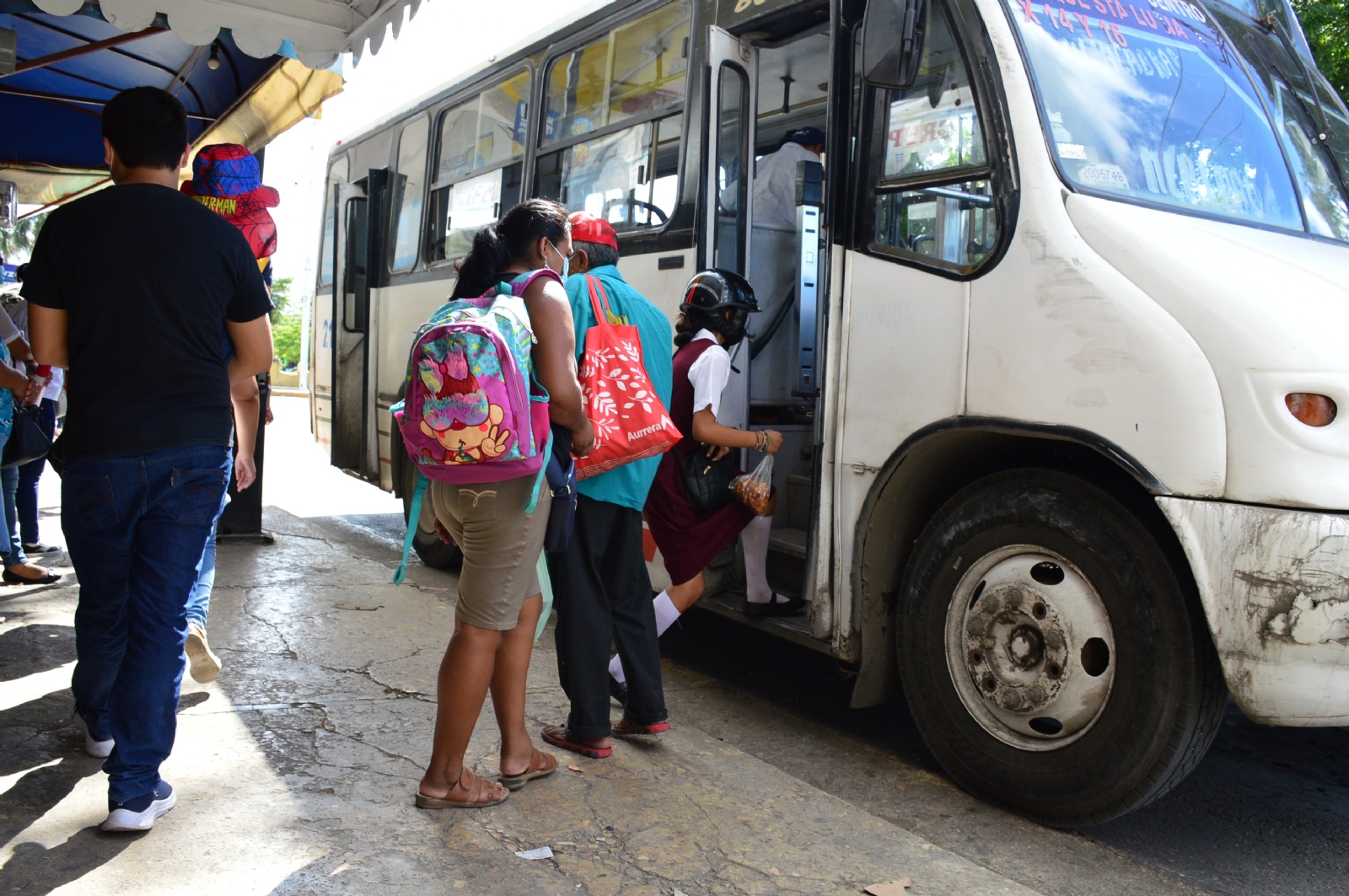 Reportan robos y acoso en el transporte público en Campeche; hay operadores sancionados: IET