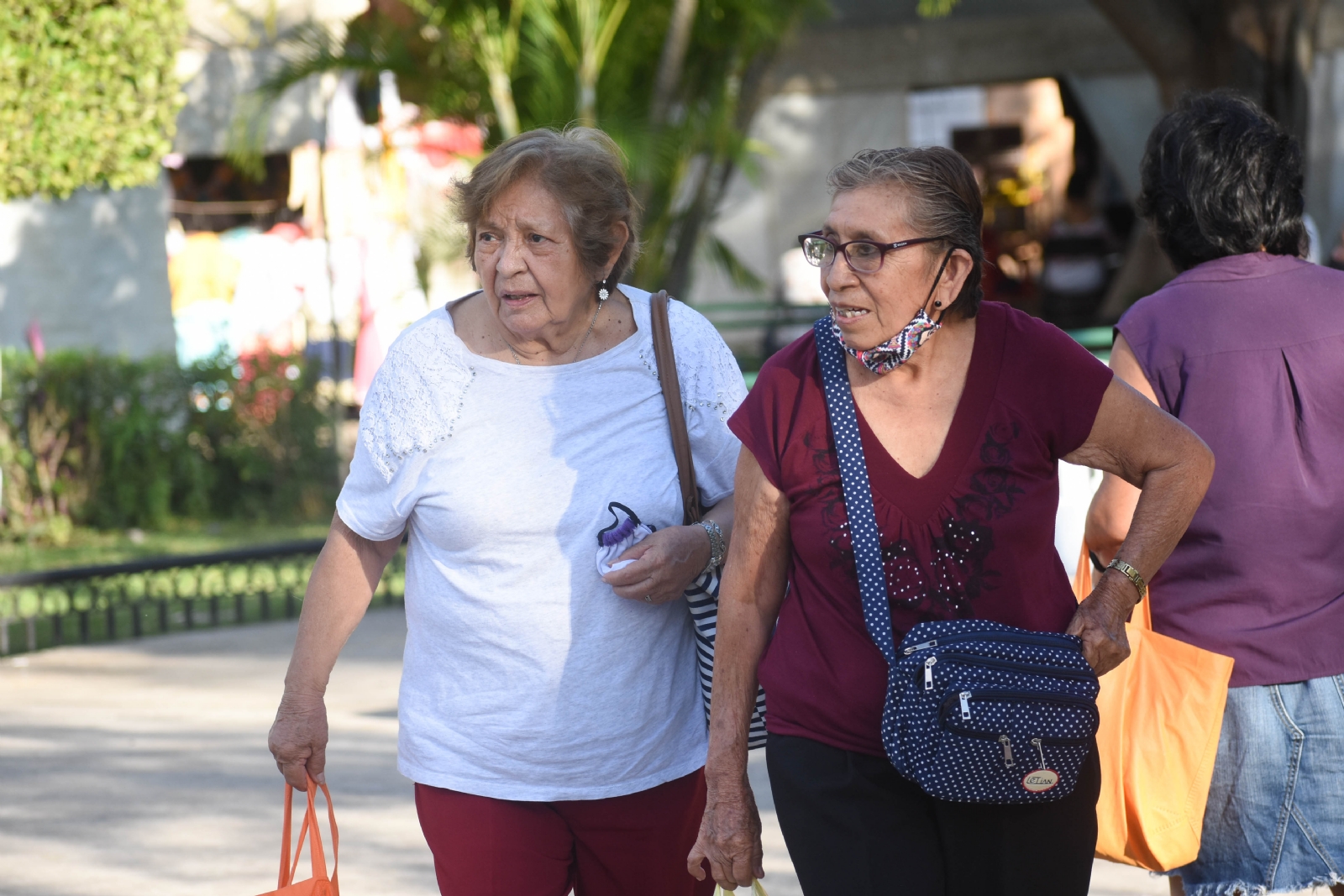 Uno de cada tres abuelitos de Yucatán padecen sordera; revela UADY