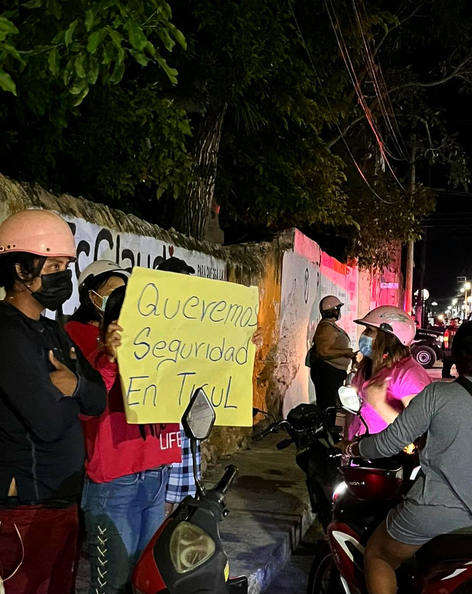 Pobladores protestan frente a la casa del Alcalde de Ticul ante la 'ola' de robos