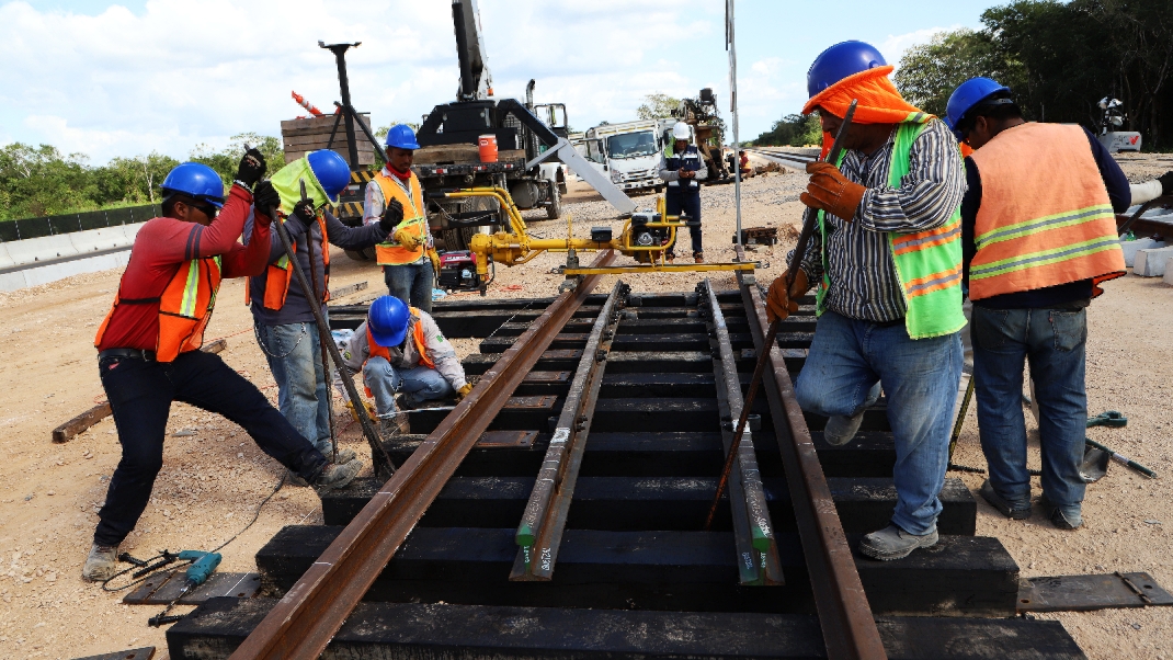 Tren Maya: Avanza construcción del Tramo 4 Izamal-Cancún; se ha colocado 16% de rieles