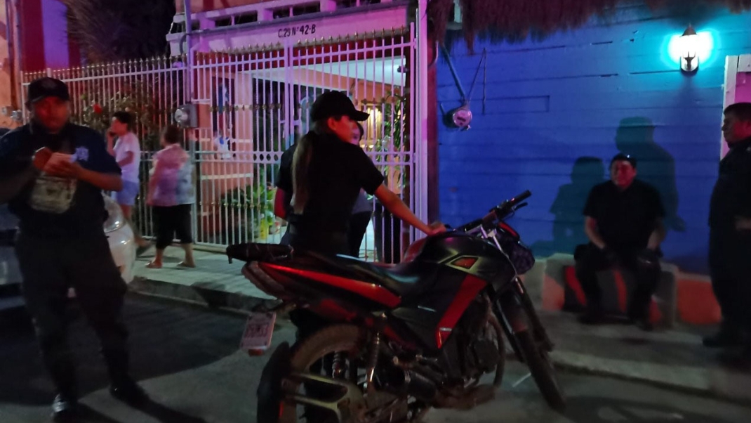 Motociclista se rompe los dedos durante un choque en Progreso